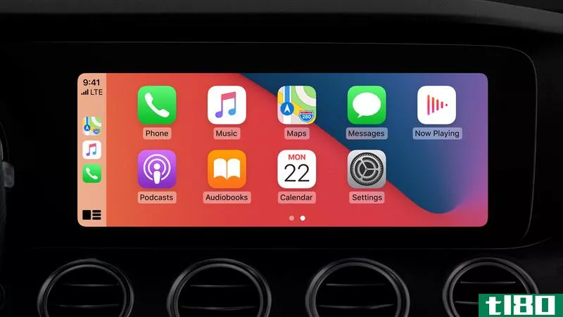 Illustration for article titled How to Add a CarPlay Wallpaper in iOS 14