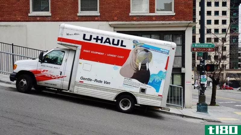现在需要搬走的大学生可以免费获得30天的u-haul存储