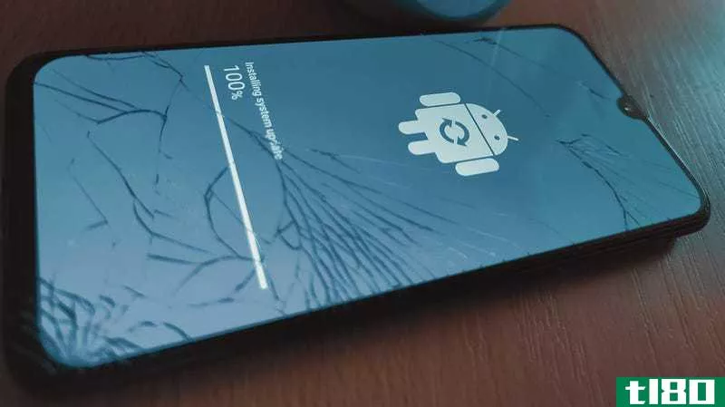 如何查看损坏手机上的信息？