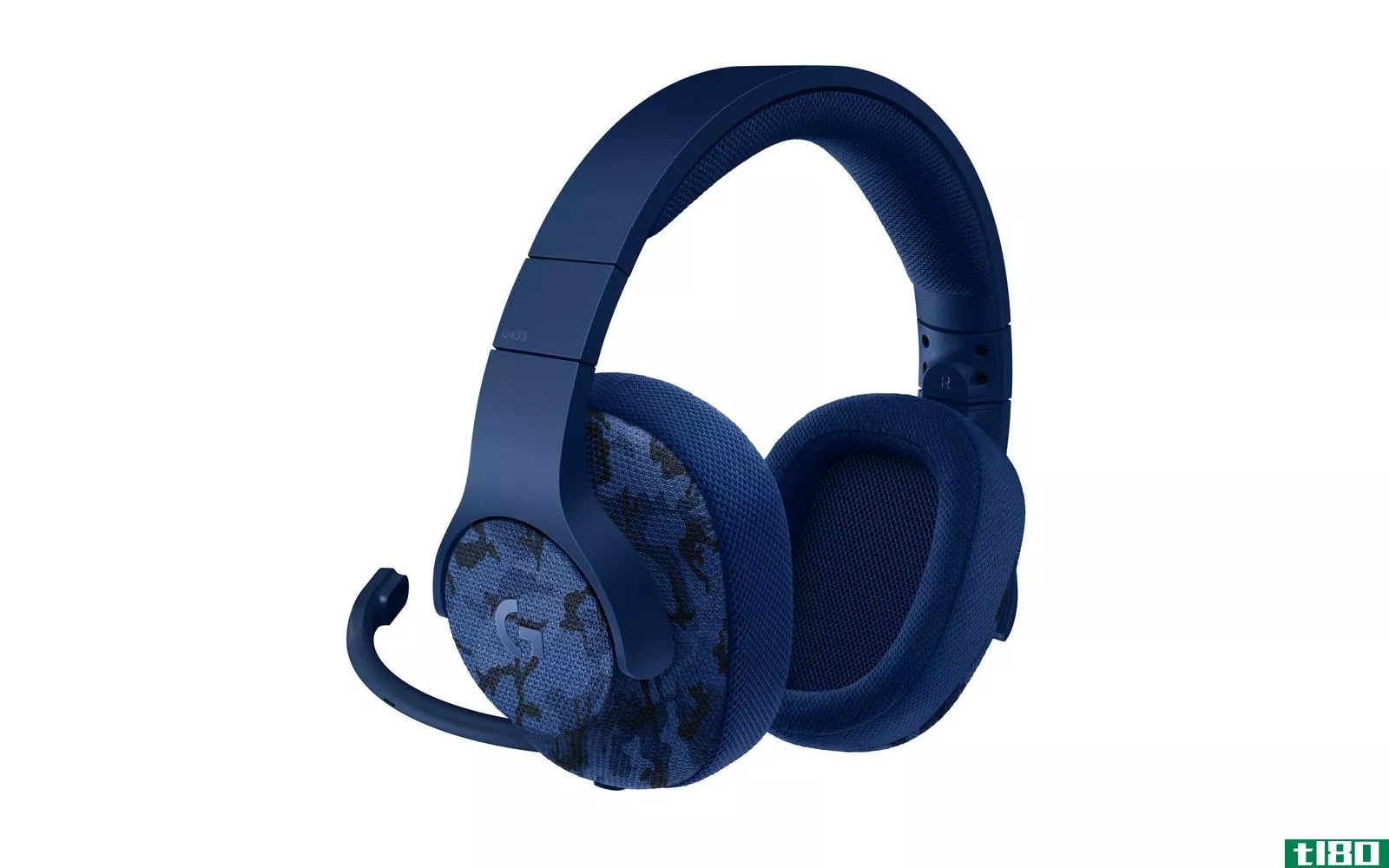 罗技新的蓝色迷彩游戏耳机是完美的水下隐身水平