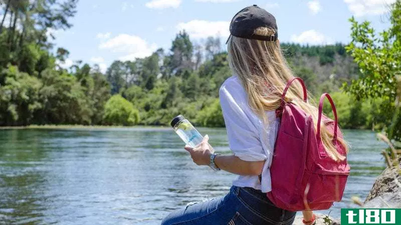 如何把你的手机变成一个夏季生存工具包