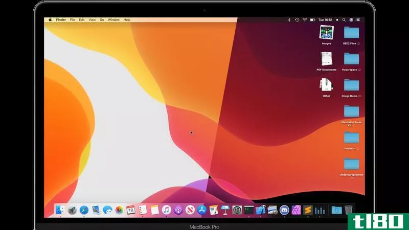 Illustration for article titled How to Recreate iOS 13&#39;s Dynamic Wallpaper on Your Mac