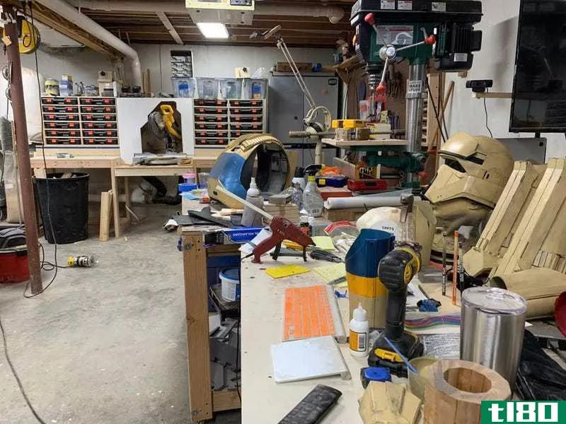 Star Wars c***truction in the workshop