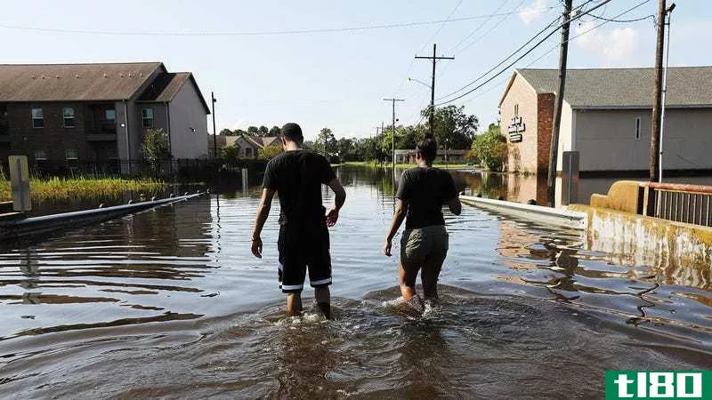 如何与否认气候变化的人谈论飓风
