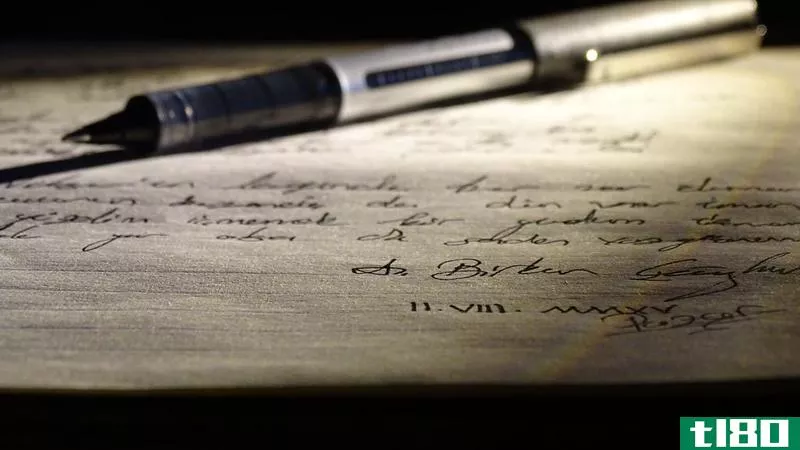 手写笔记而不是打字，这样可以更好地保留记忆