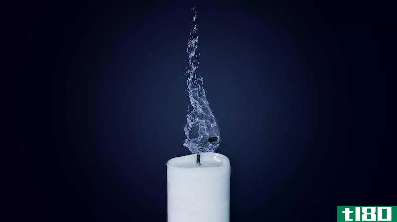 Illustration for article titled Why You Should Trim Your Candle Wicks Before Each Burn