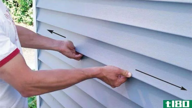 Illustration for article titled Hang Vinyl Siding Correctly to Prevent the &quot;Pops&quot;