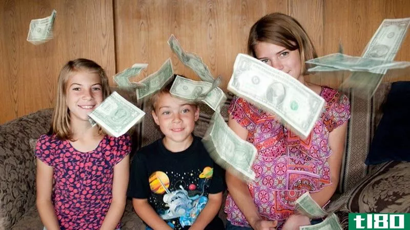 Illustration for article titled Open a Bank Account for Kids When They’re Six Years Old