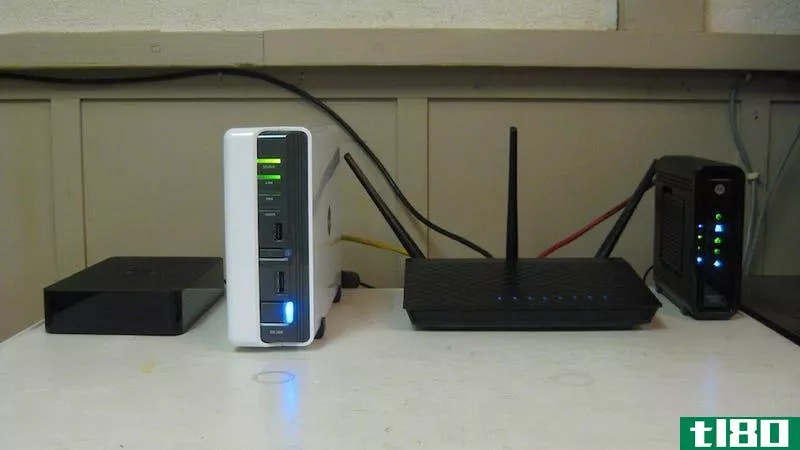 Illustration for article titled How to Choose the Best Firmware to Supercharge Your Wi-Fi Router