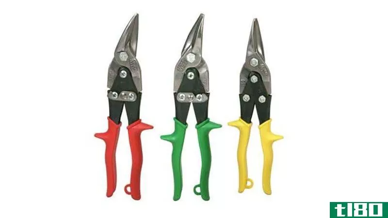 Illustration for article titled Aviation Snips are Color Coded for a Reason: Use the Correct One