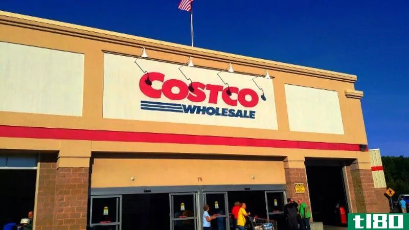 Illustration for article titled Costco Will Accept Visa Instead of American Express in 2016