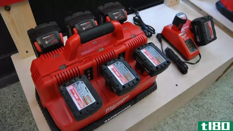 Illustration for article titled How to Choose the Right Cordless Battery Platform for Your Power Tools