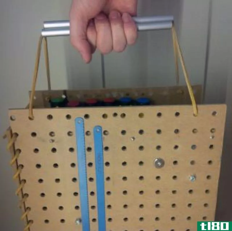 Illustration for article titled Portable Pegboard Storage System Lets You Create Anywhere