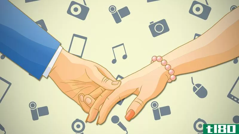 Illustration for article titled How To Share Gadgets Seamlessly In A Multi-Person Household