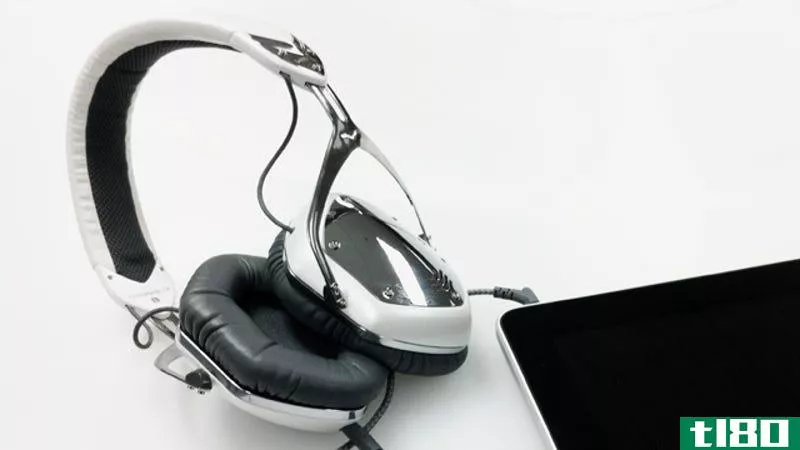 Illustration for article titled Are Beats By Dre Headphones Any Good?