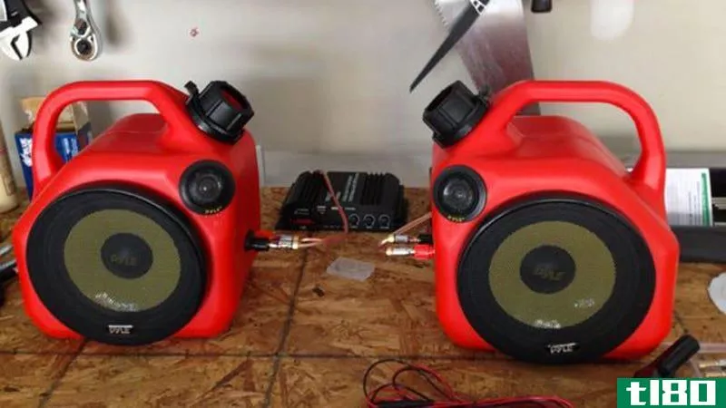 Illustration for article titled Turn Two Gas Cans into a Serious Speaker Set