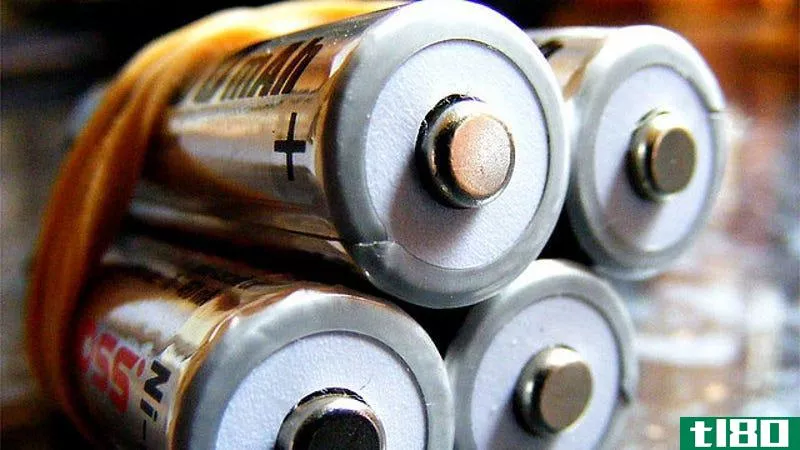 Illustration for article titled Pick the Best Batteries for Those &quot;Batteries Not Included&quot; Gifts