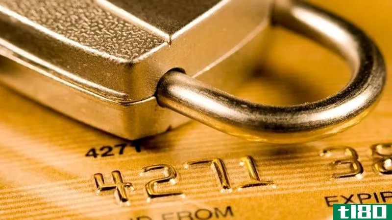 Illustration for article titled Foil Crooks By Writing a Fake Pin Number on Your Debit Card