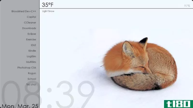 Illustration for article titled The Sleepy Fox Desktop