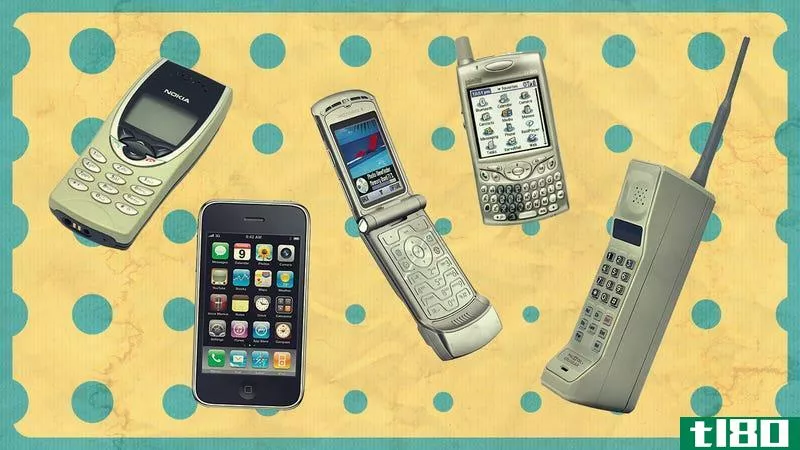 Illustration for article titled Show Us Your First Cell Phone