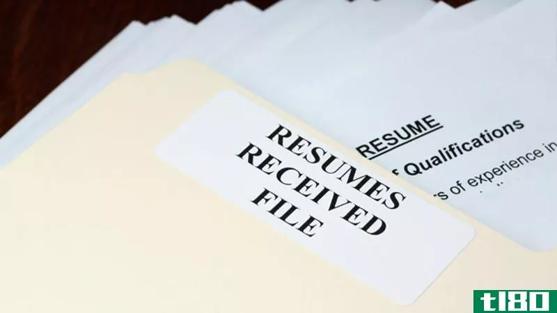 Illustration for article titled Get Your Resume Past the 6-Second Scan with Easy-to-Find Requirements