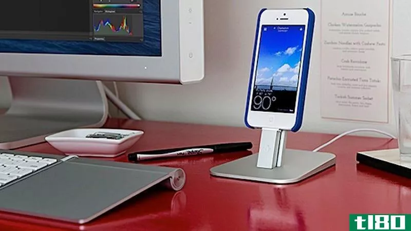 Illustration for article titled The HiRise Is an Adjustable and Elegant Stand for the iPhone and iPad Mini