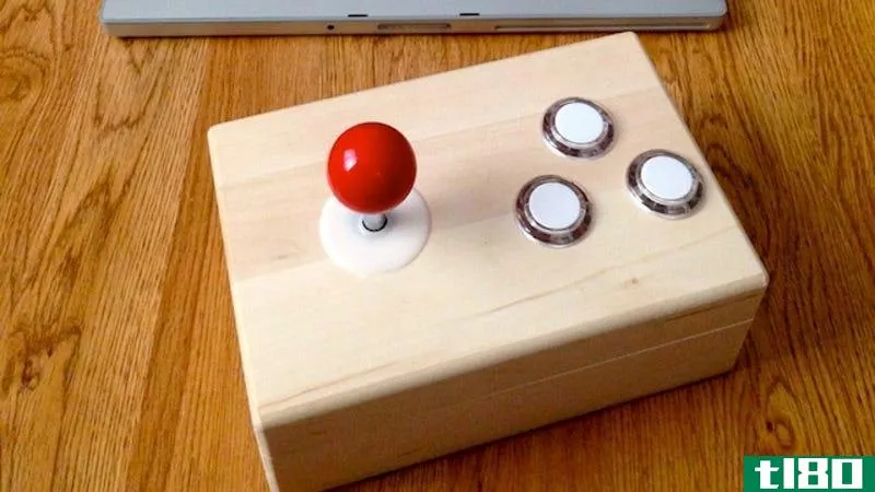 Illustration for article titled DIY Bluetooth Arcade Stick Pairs with Any PC, Plays All Your Games