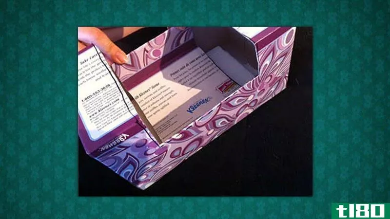 Illustration for article titled Tissue Boxes, Quiet Ringtones, and Secret iPhone Emotic***