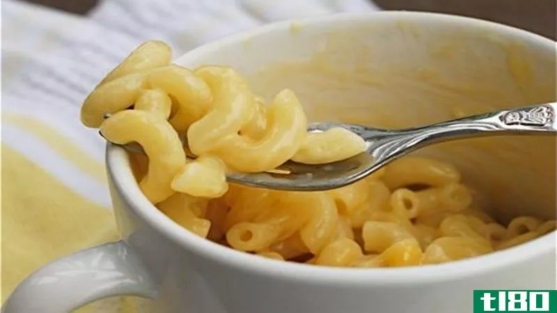Illustration for article titled Make Non-Processed Macaroni and Cheese in a Coffee Mug