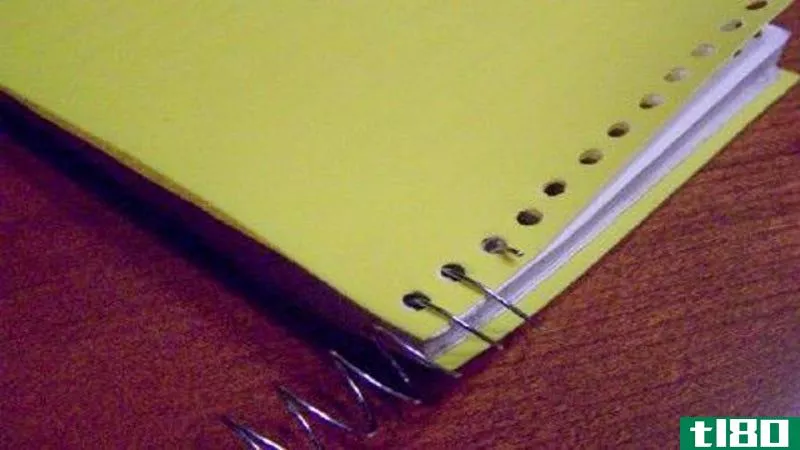 Illustration for article titled Add a Durable Cover to Your Spiral Pocket Notepad