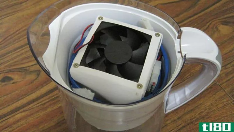 用过滤过的水罐做一个便携式usb空调