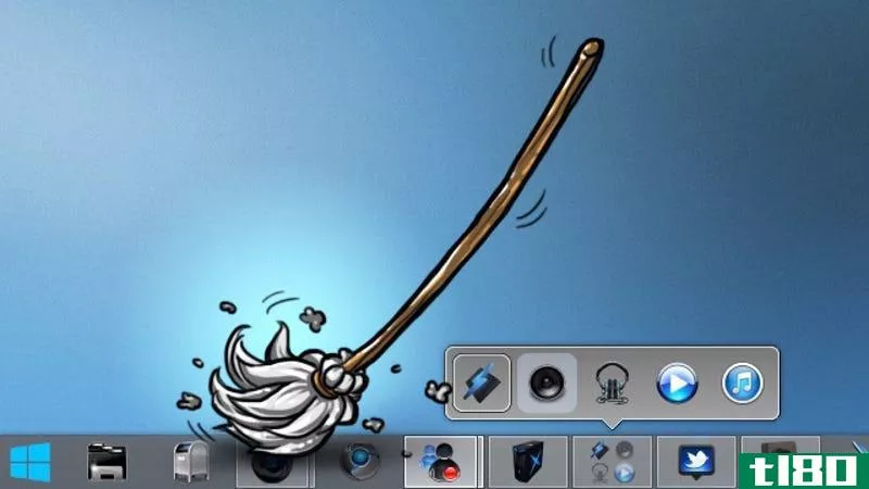 Illustration for article titled Three Useful Tricks for Organizing Your Messy Windows Taskbar