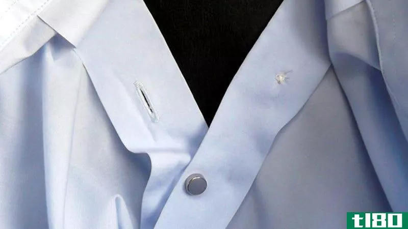 Illustration for article titled Buttoning Shirts, Sealing Bags, and More Tab Duplication
