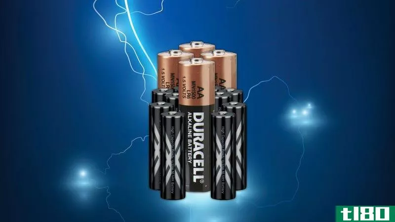 结合廉价的一次性电池和高容量可充电电池的最佳价值