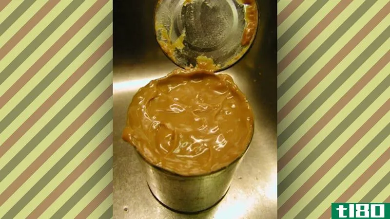 Illustration for article titled Make a No Fuss Caramel Dip with a Can of Condensed Milk and a Crock Pot