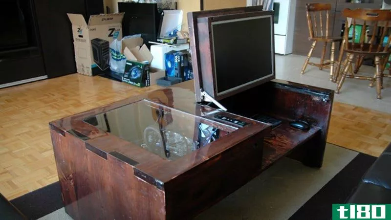 Illustration for article titled DIY Computer-In-a-Coffee-Table Takes the Living Room to New Levels of Awesome