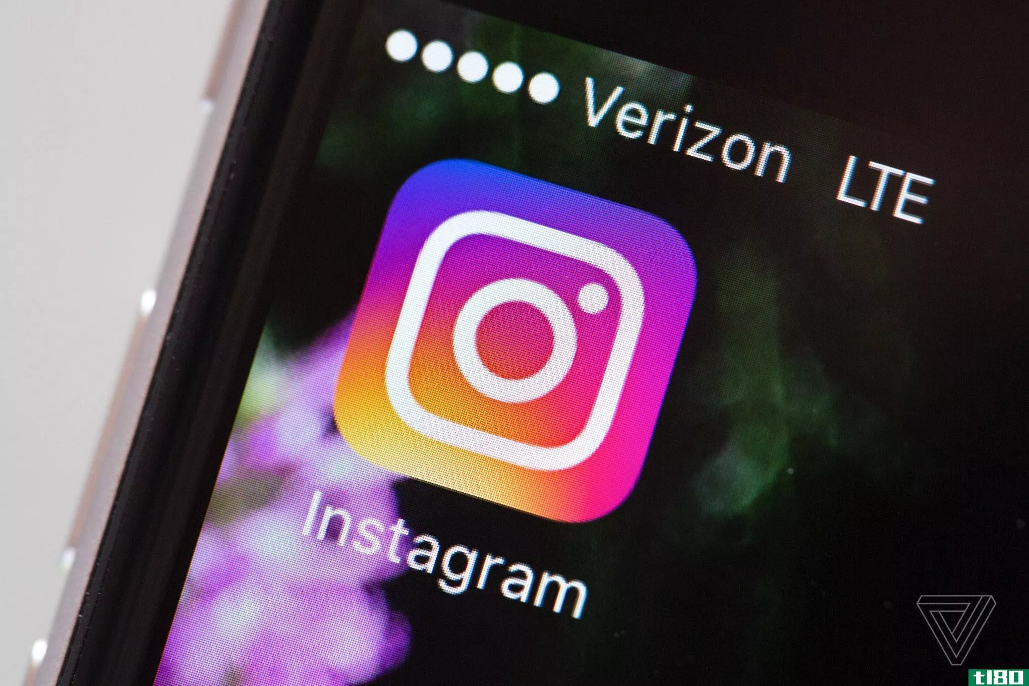 instagram现在可以让你用照片和视频回复故事