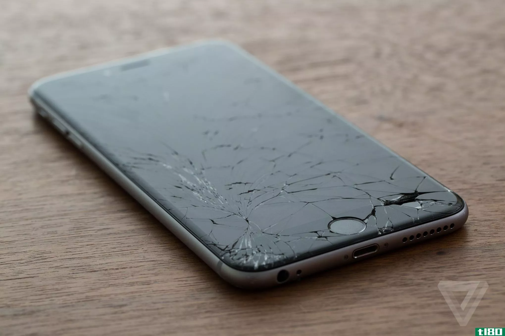 为什么苹果和其他科技公司都在努力让设备难以维修