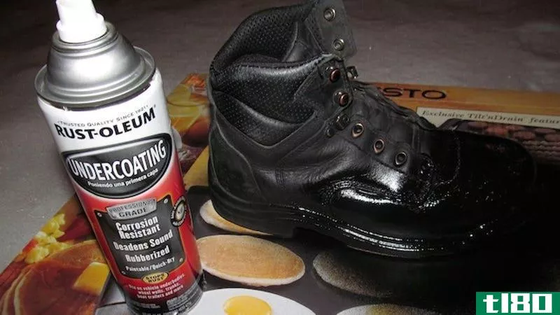 Illustration for article titled Coat Old Boots in Rust-oleum for a Cheap and Dirty Waterproofing