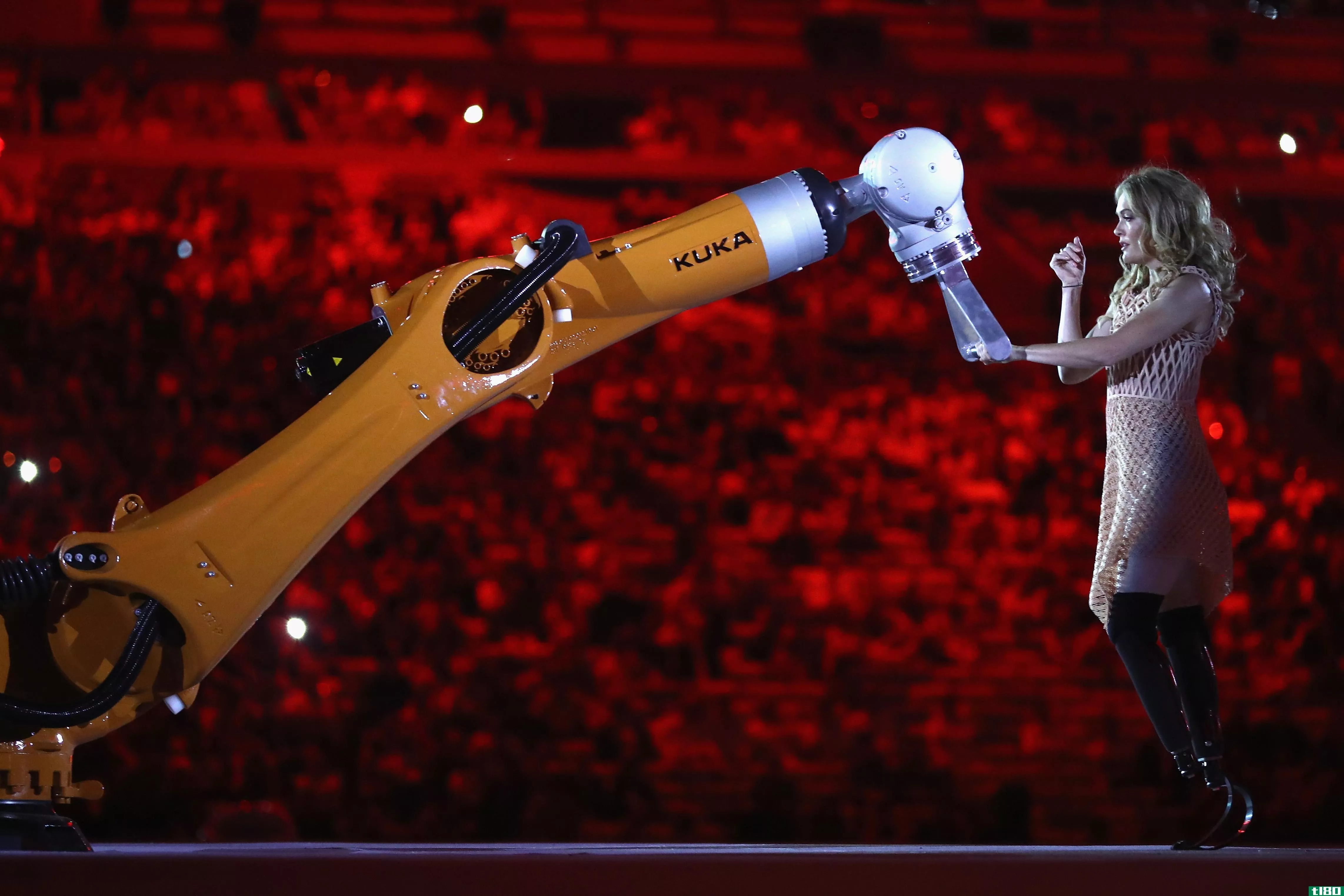 德国最大的工业机器人公司正在研制消费型机器人
