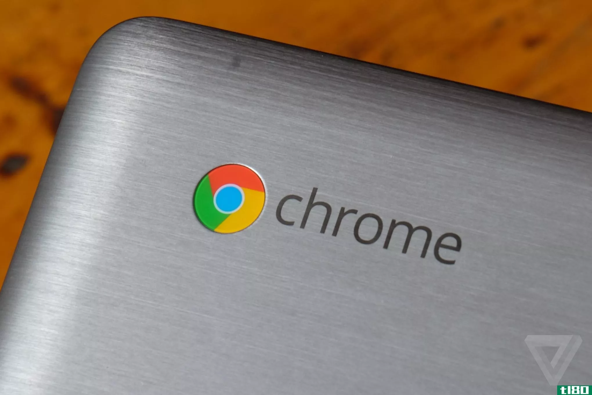 谷歌正试图通过向微软azure合作伙伴免费发送Chromebook来挖走他们