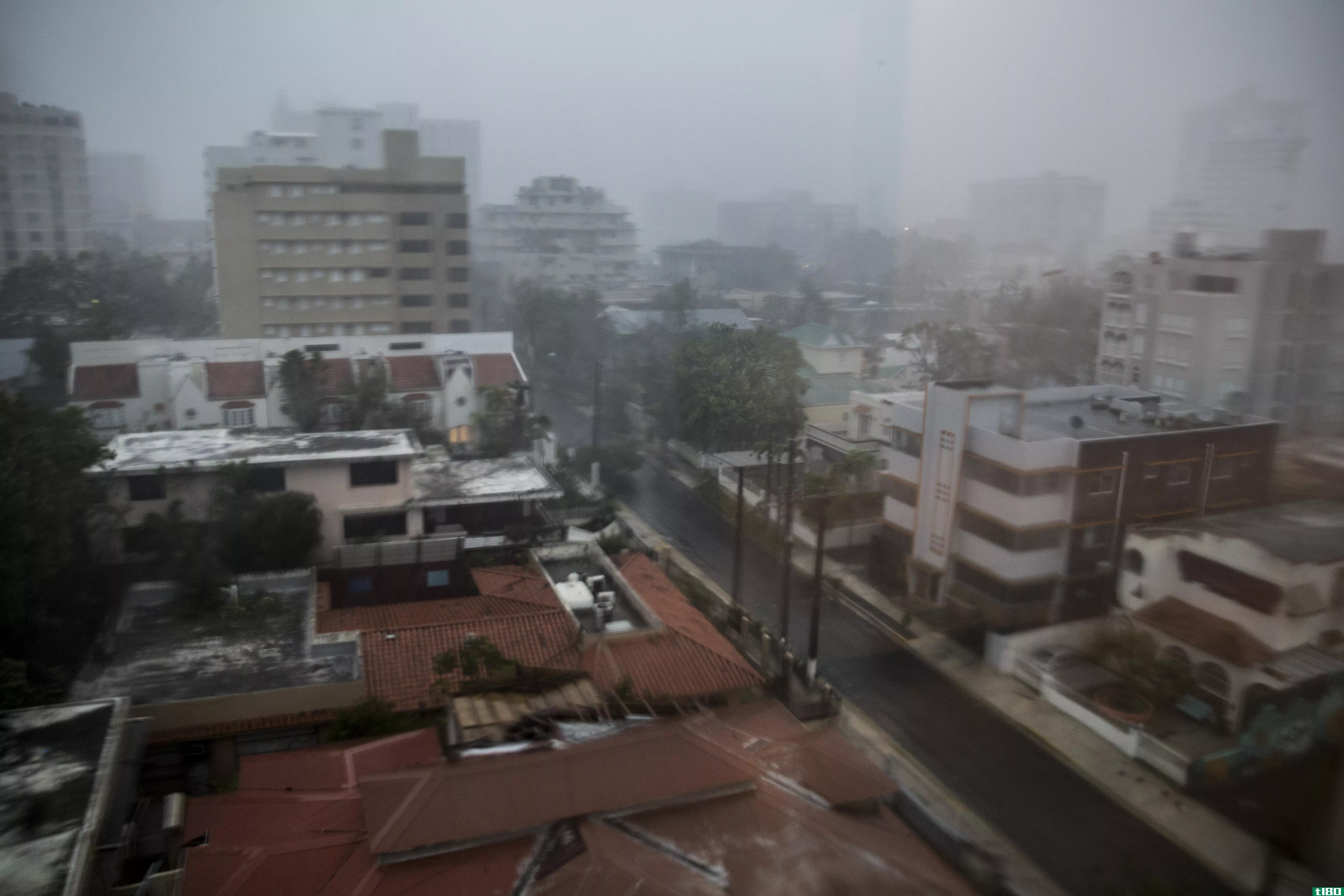 飓风玛丽亚使波多黎各全境断电