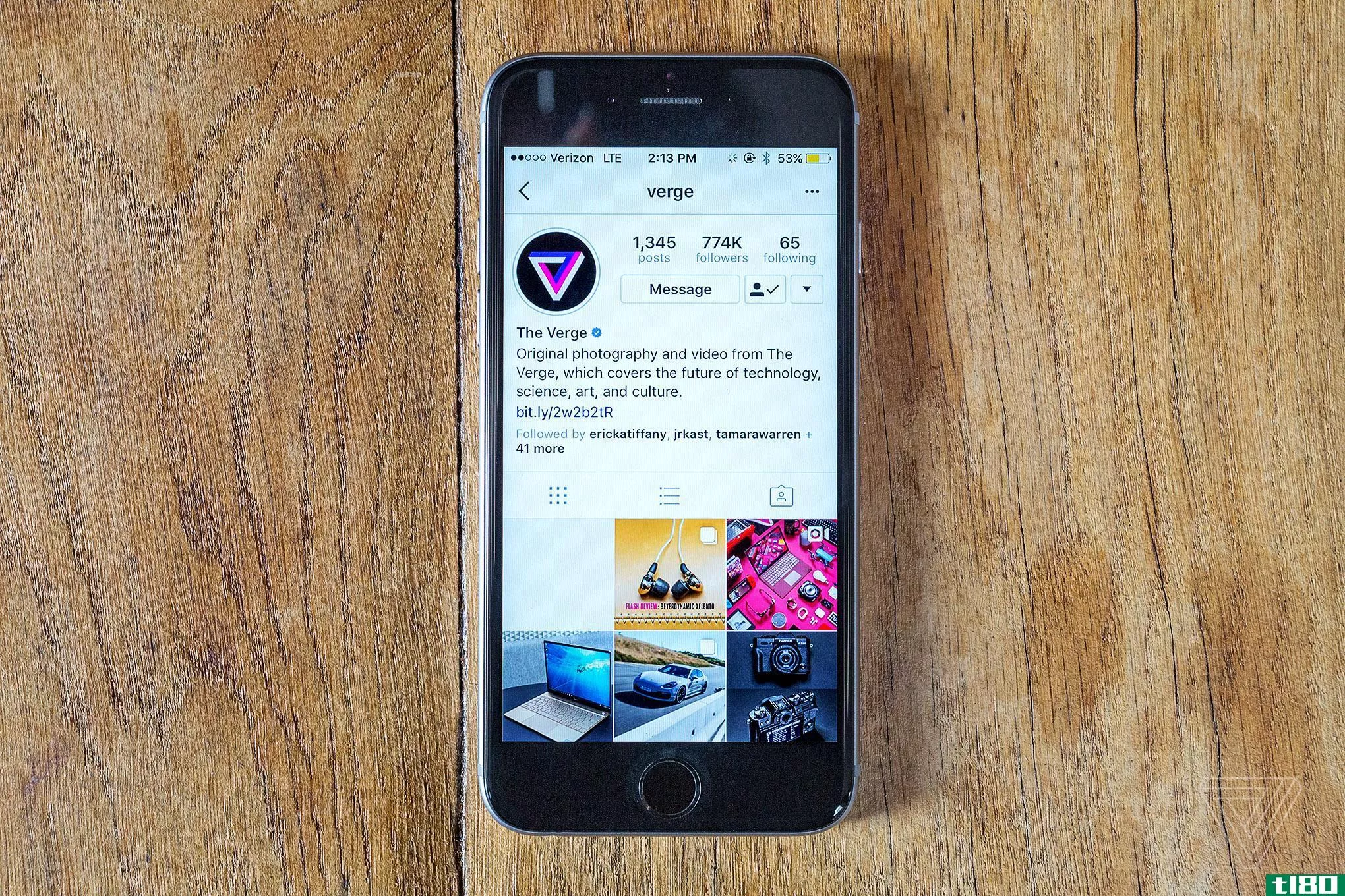 instagram现在允许一些用户在网上查看带书签的帖子