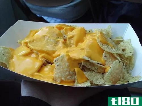 玉米片的区别(differences between nachos)和玉米饼片(tortilla chips)的区别