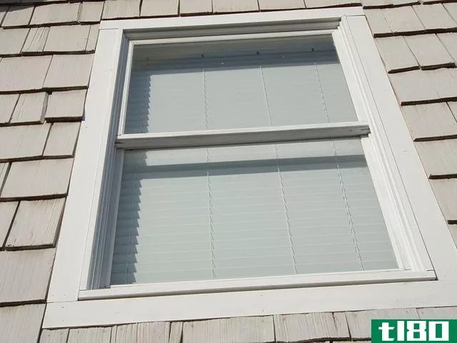 双悬挂(double hung)和单悬窗(single hung windows)的区别