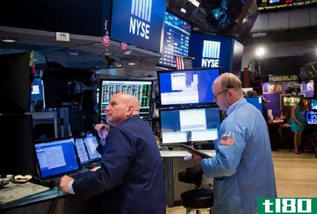 NYSE Traders at the Exchange