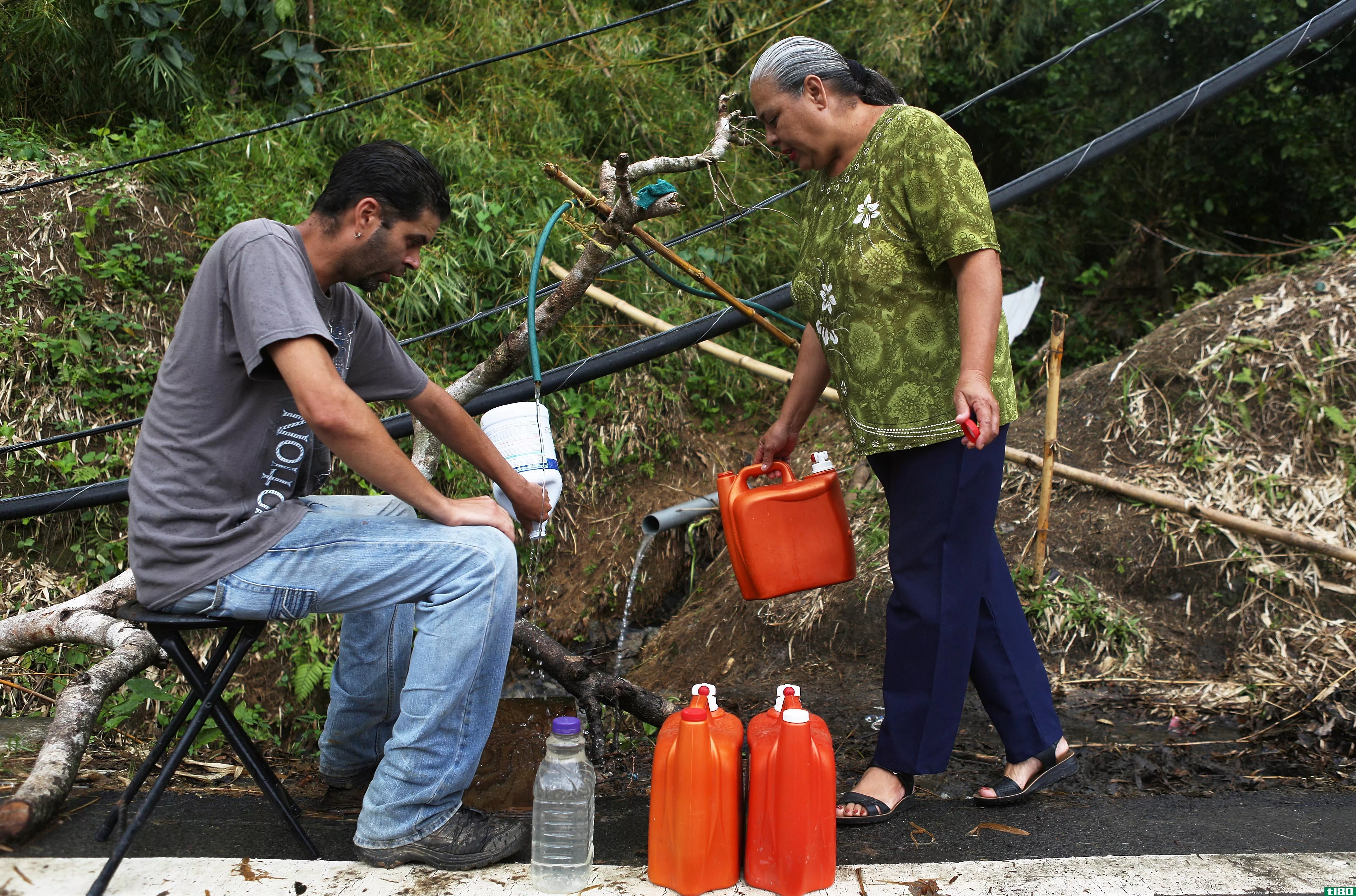 环保署说，波多黎各居民求助于多拉多超级基金网站受污染的水