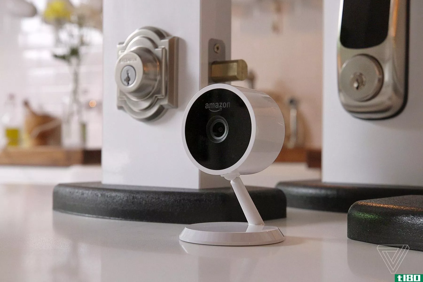 亚马逊最新启用alexa的设备是家庭安全摄像头