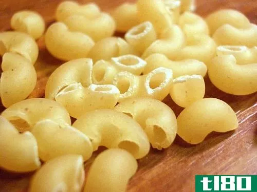 意大利面之间的区别(differences between pasta)和通心粉(macaroni)的区别