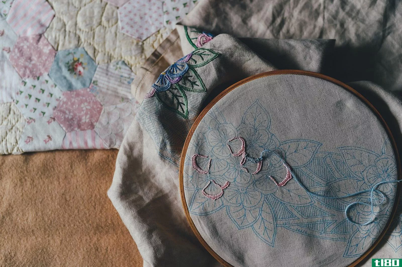 针尖(needlepoint)和刺绣(embroidery)的区别